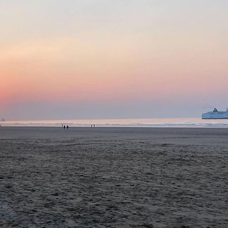 Magnifique Studio Calais Plage Extérieur photo
