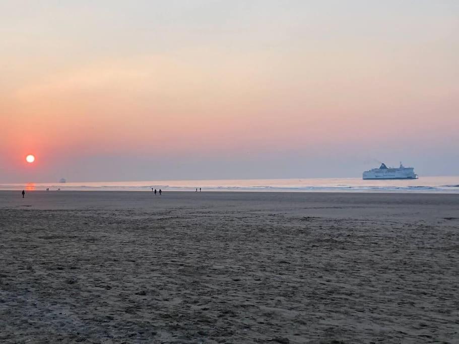 Magnifique Studio Calais Plage Extérieur photo